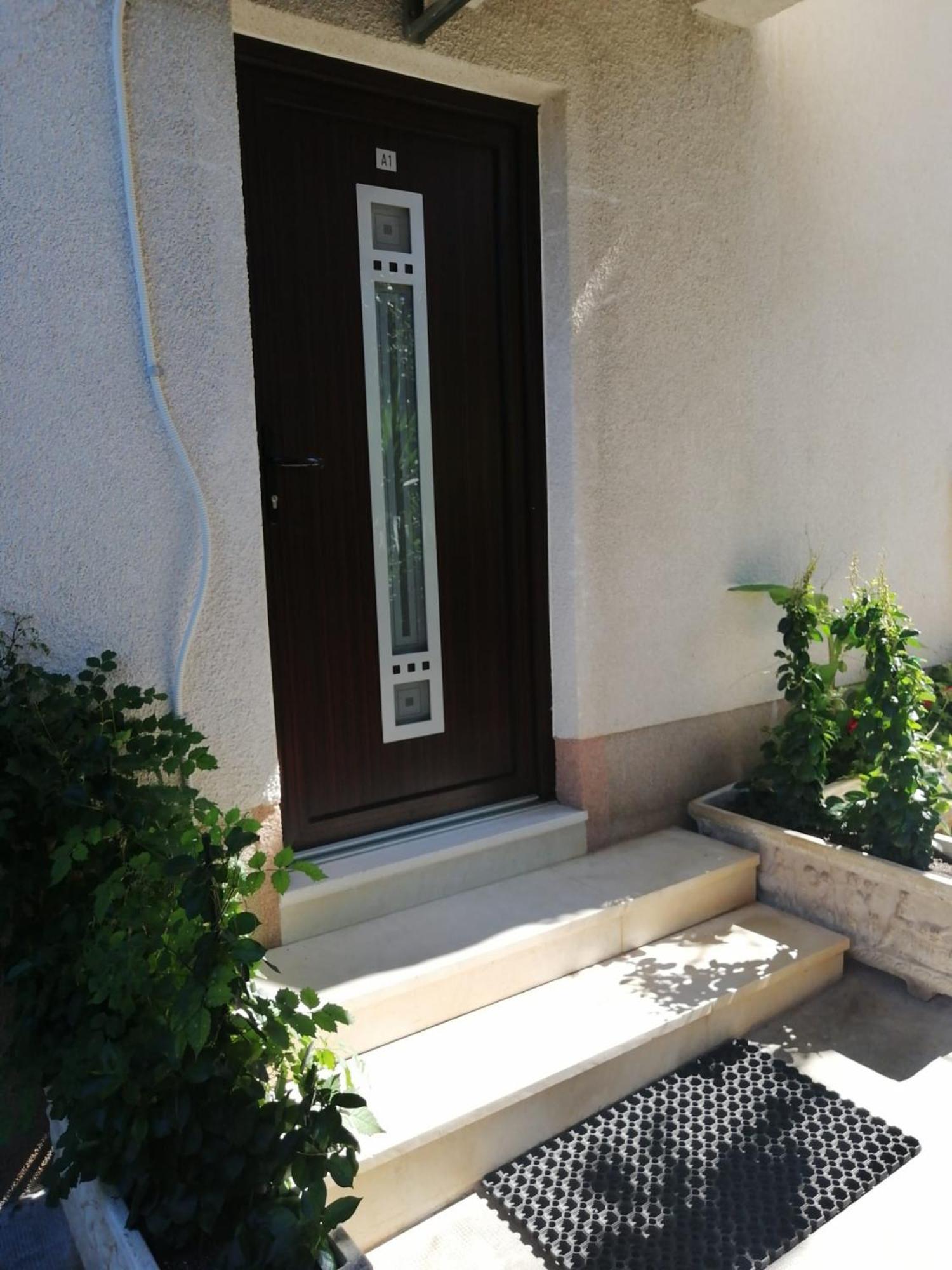 Apartments Kursan Сегет-Враница Экстерьер фото